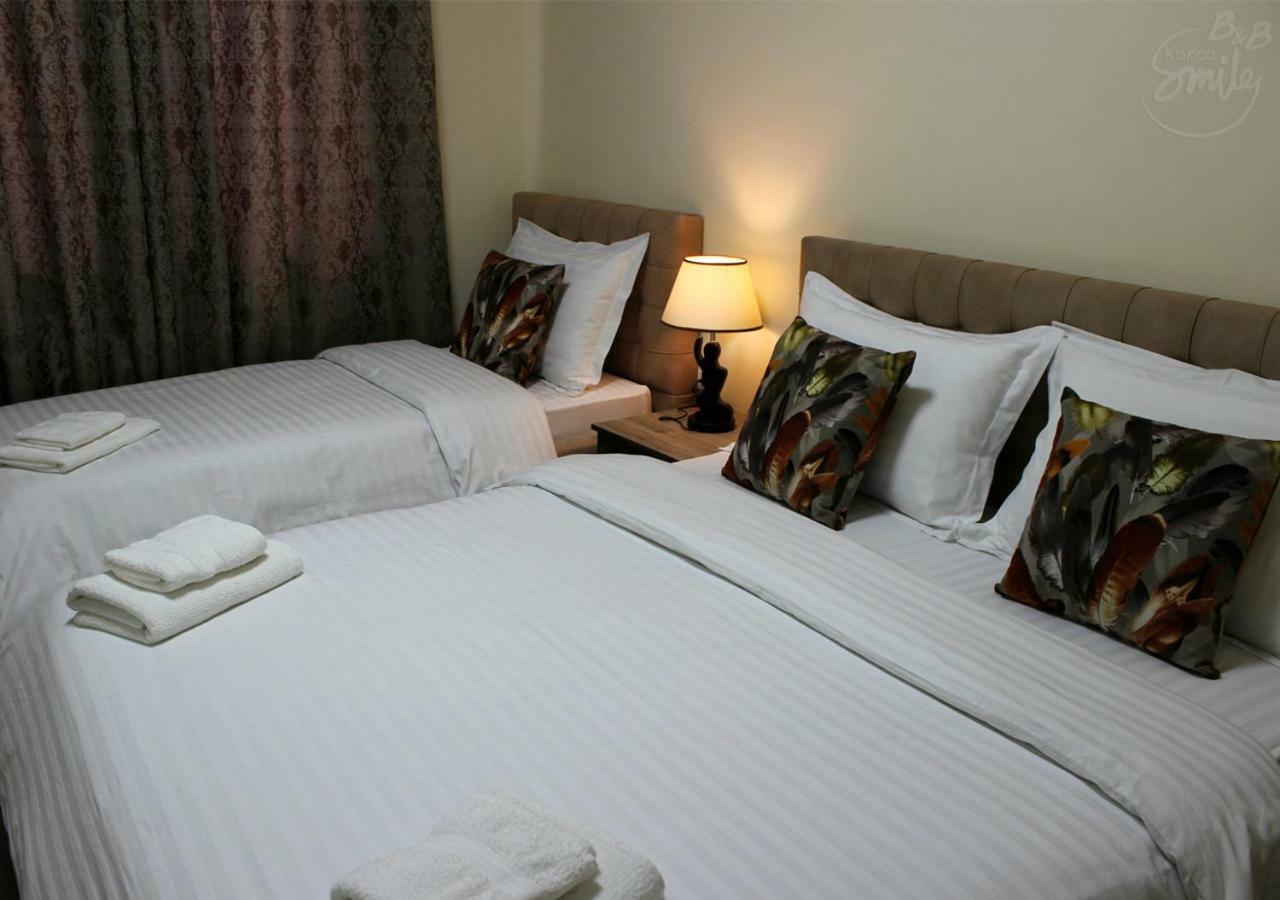 Korcasmilehotel エクステリア 写真